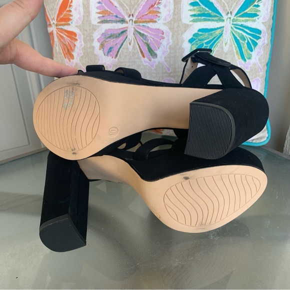 Limelight Black Crystal Open Toe Sandals - Picture 8 of 8